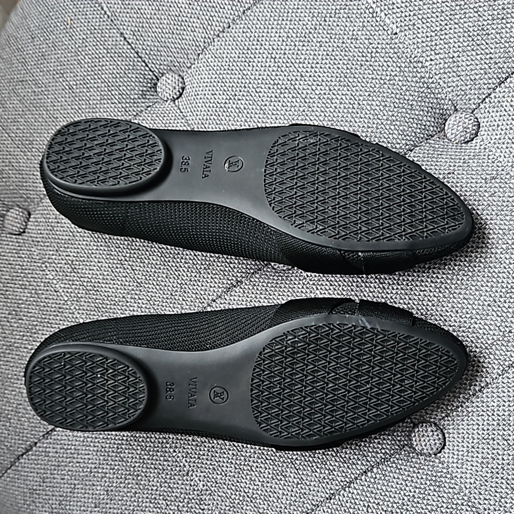 Vivaya Black Women's Loafers - Picture 2 of 3